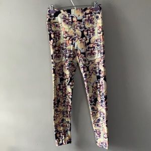 LuLaRoe Skull Leggings